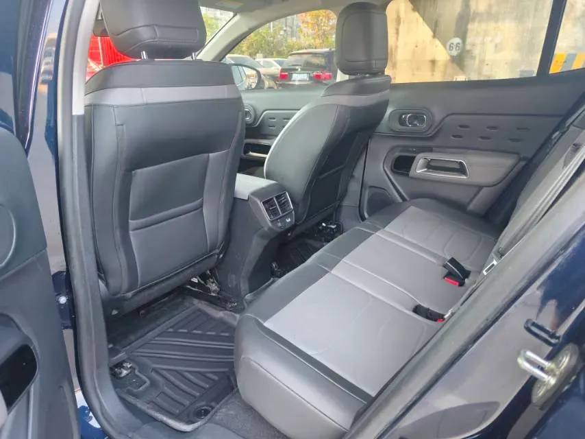 2023 Citroen C5 Aircross 1.6T 175HP L4 8AT,autocango,china used car exporter,china ev exporter,chinese used car exporter,chinese used ev exporter