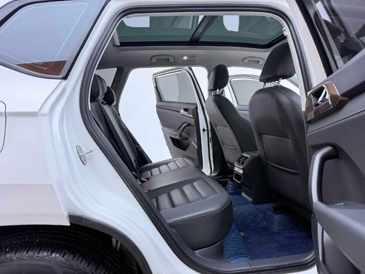 2021 Volkswagen Tharu 1.4T 150HP L4 7DCT,autocango,china used car exporter,china ev exporter,chinese used car exporter,chinese used ev exporter