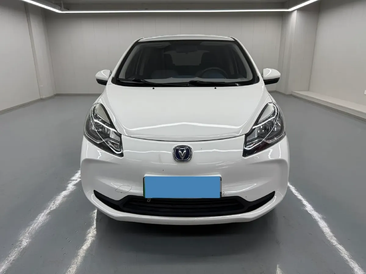 2022 ChangAn BenBen E-Star BEV 32.2KWH,autocango,china used car exporter,china ev exporter,chinese used car exporter,chinese used ev exporter