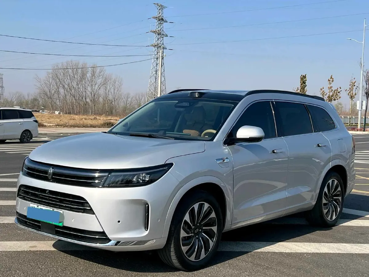 2024 AITO AITO M7 1.5T 152HP L4 REEV 40KWH,autocango,china used car exporter,china ev exporter,chinese used car exporter,chinese used ev exporter