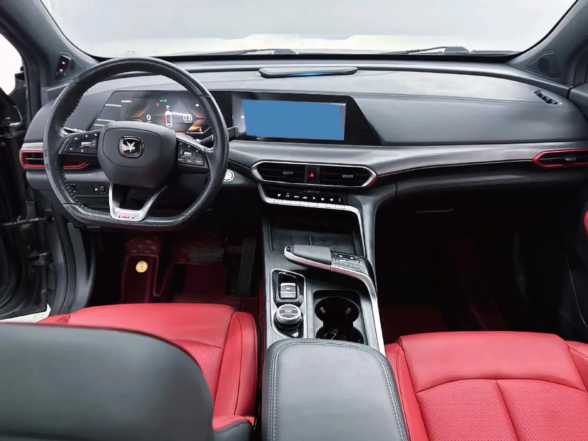 2020 ChangAn UNI-T 1.5T 180HP L4 7DCT,autocango,china used car exporter,china ev exporter,chinese used car exporter,chinese used ev exporter