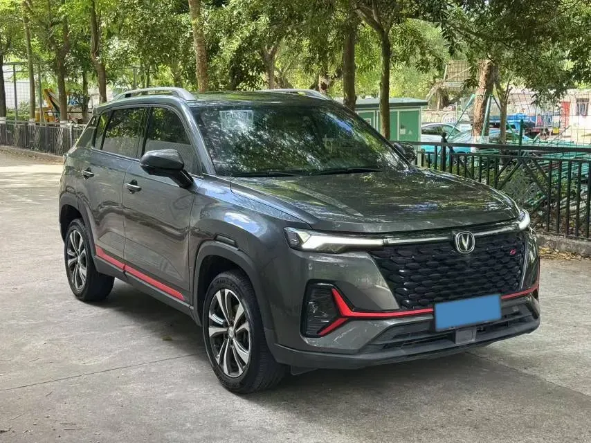 2021 ChangAn CS35 Plus 1.4T 160HP L4 7DCT,autocango,china used car exporter,china ev exporter,chinese used car exporter,chinese used ev exporter