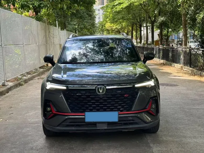 2021 ChangAn CS35 Plus 1.4T 160HP L4 7DCT,autocango,china used car exporter,china ev exporter,chinese used car exporter,chinese used ev exporter