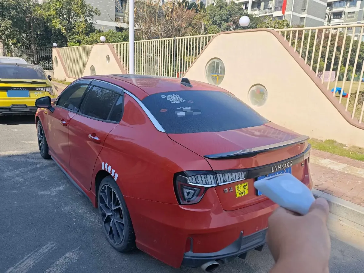 2018 Toyota C-HR 2.0L 171HP L4 CVT,autocango,china used car exporter,china ev exporter,chinese used car exporter,chinese used ev exporter