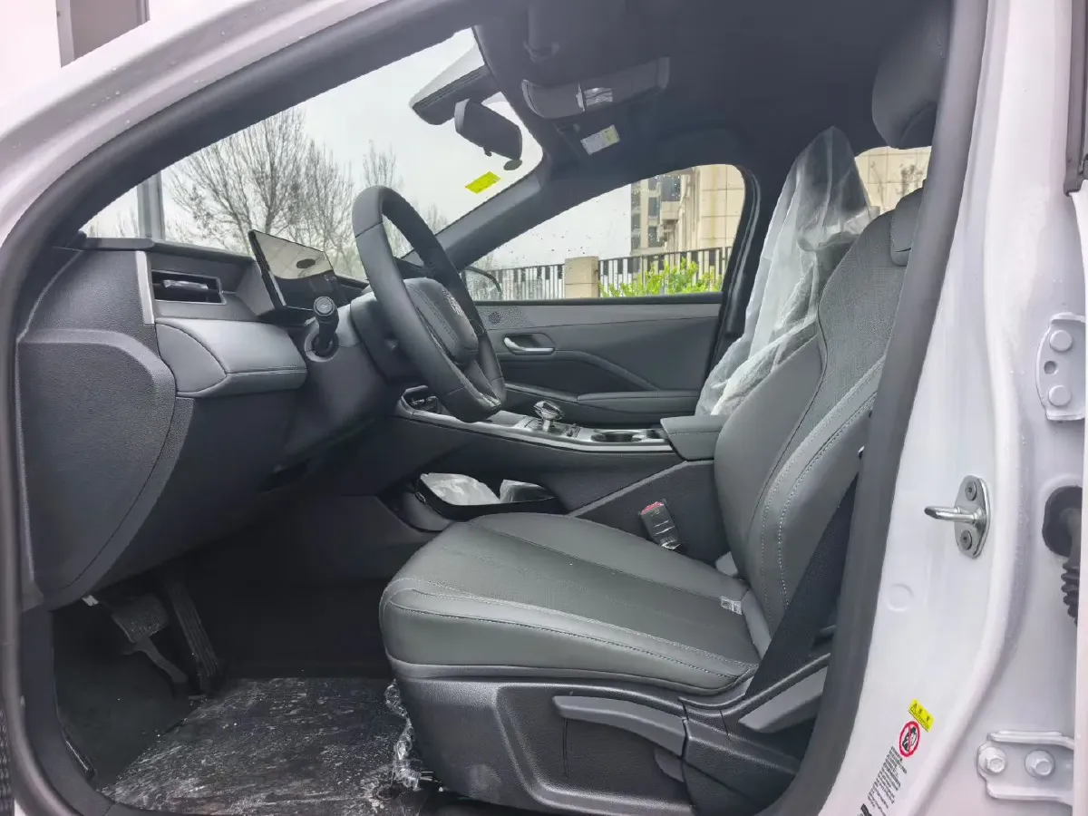 2025 BYD Qin Plus 1.5L 101HP L4 E-CVT PHEV 7.68KWH,autocango,china used car exporter,china ev exporter,chinese used car exporter,chinese used ev exporter