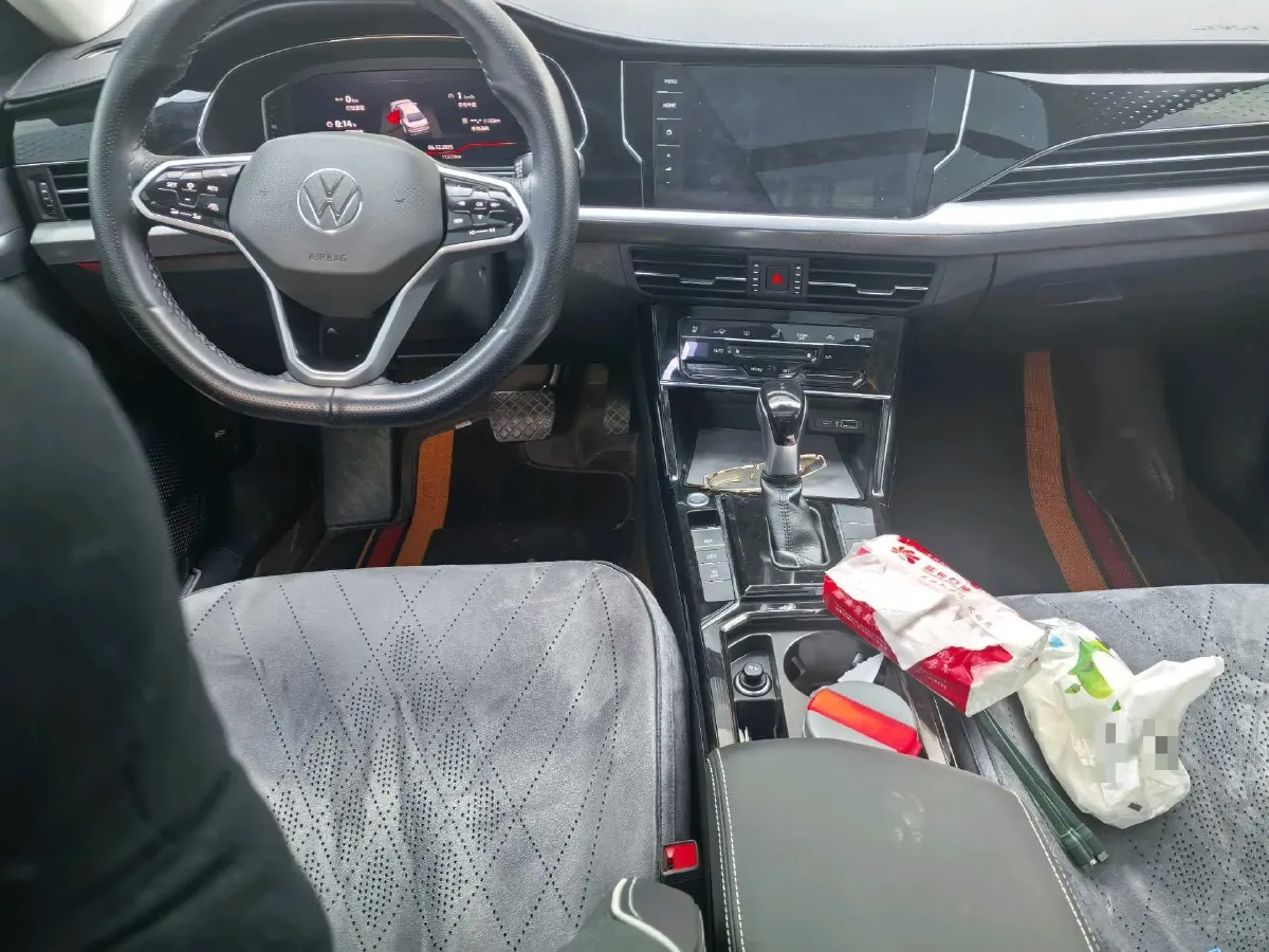 2024 Volkswagen Passat 2.0T 220HP L4 7DCT,autocango,china used car exporter,china ev exporter,chinese used car exporter,chinese used ev exporter