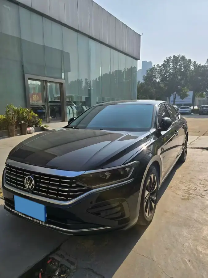2020 Volkswagen Passat 2.0T 186HP L4 7DCT