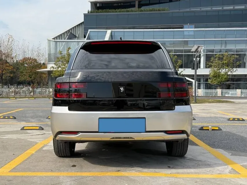 2024 Century Century 3.5L 262HP V6 E-CVT PHEV 18.1KWH,autocango,china used car exporter,china ev exporter,chinese used car exporter,chinese used ev exporter