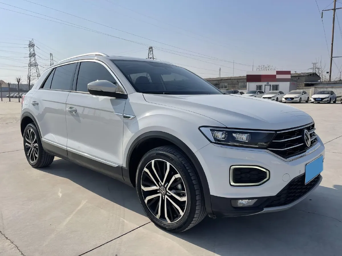 2022 Volkswagen T-Roc 1.4T 150HP L4 7DCT,autocango,china used car exporter,china ev exporter,chinese used car exporter,chinese used ev exporter
