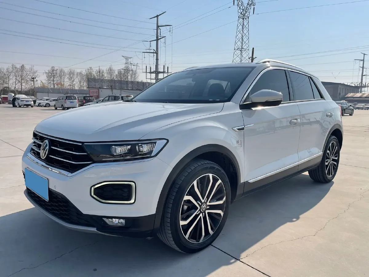 2022 Volkswagen T-Roc 1.4T 150HP L4 7DCT,autocango,china used car exporter,china ev exporter,chinese used car exporter,chinese used ev exporter