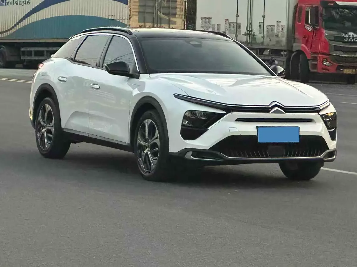2022 Citroen C5 X 1.6T 175HP L4 8AT,autocango,china used car exporter,china ev exporter,chinese used car exporter,chinese used ev exporter