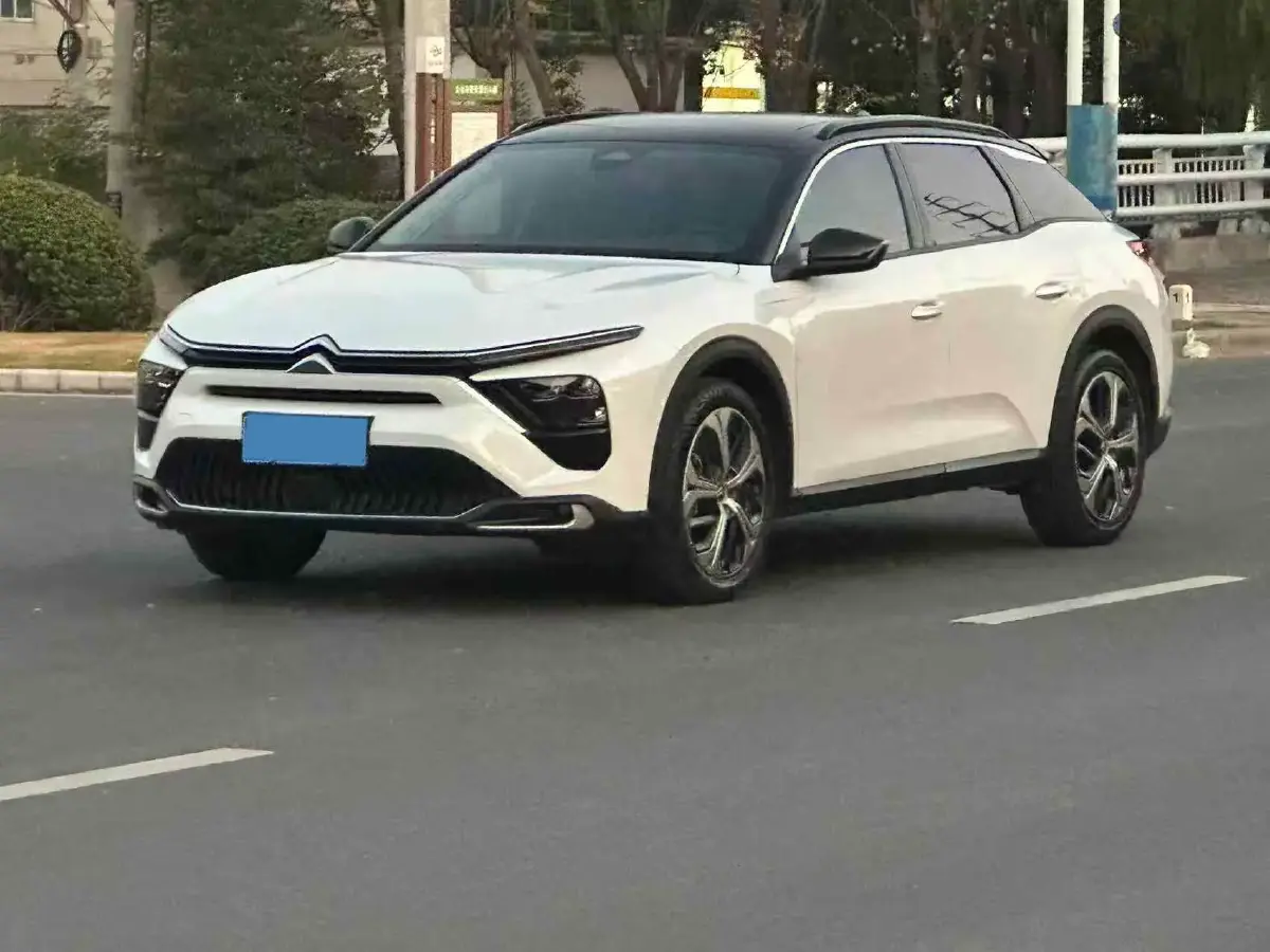 2022 Citroen C5 X 1.6T 175HP L4 8AT