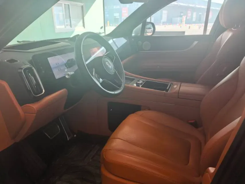 2024 AITO AITO M9 1.5T 152HP L4 REEV 42KWH,autocango,china used car exporter,china ev exporter,chinese used car exporter,chinese used ev exporter