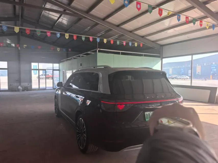 2024 AITO AITO M9 1.5T 152HP L4 REEV 42KWH,autocango,china used car exporter,china ev exporter,chinese used car exporter,chinese used ev exporter