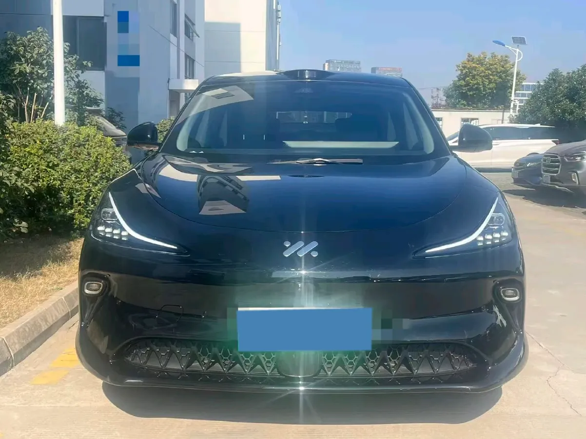 2025 IM LS6 BEV 75KWH,autocango,china used car exporter,china ev exporter,chinese used car exporter,chinese used ev exporter