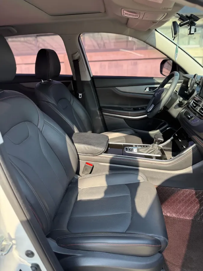 2021 ChangAn CS75 1.5T 178HP L4 7DCT,autocango,china used car exporter,china ev exporter,chinese used car exporter,chinese used ev exporter