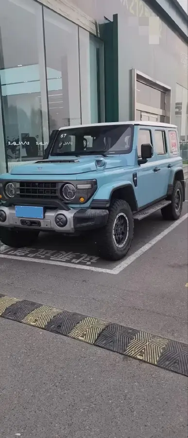 2025 212 212 T01 2.0T 252HP L4 8AT