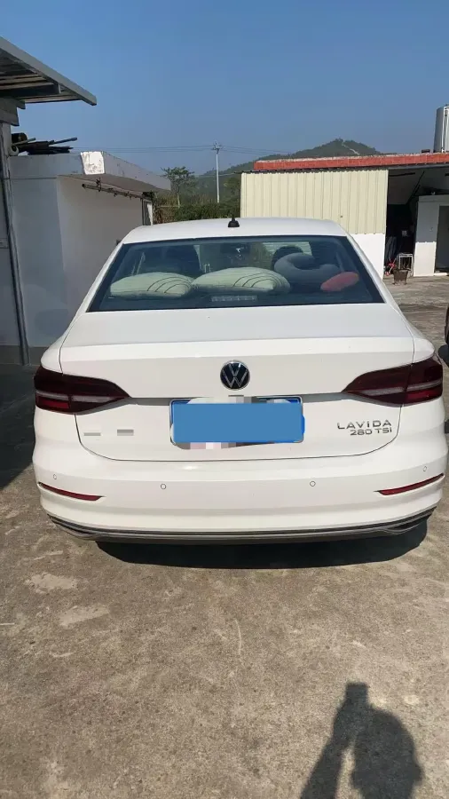 2021 Volkswagen Lavida 1.4T 150HP L4 7DCT,autocango,china used car exporter,china ev exporter,chinese used car exporter,chinese used ev exporter