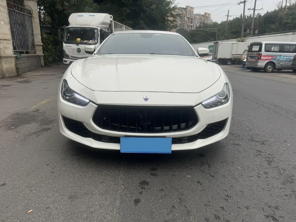 2018 Maserati Ghibli 3.0T 350HP V6 8AT,autocango,china used car exporter,china ev exporter,chinese used car exporter,chinese used ev exporter