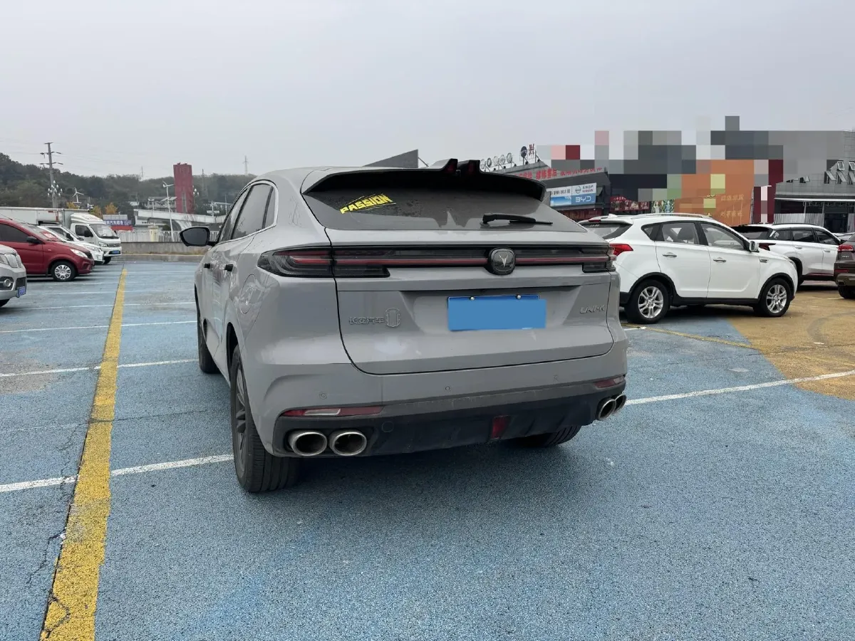 2024 ChangAn UNI-K 2.0T 233HP L4 8AT,autocango,china used car exporter,china ev exporter,chinese used car exporter,chinese used ev exporter