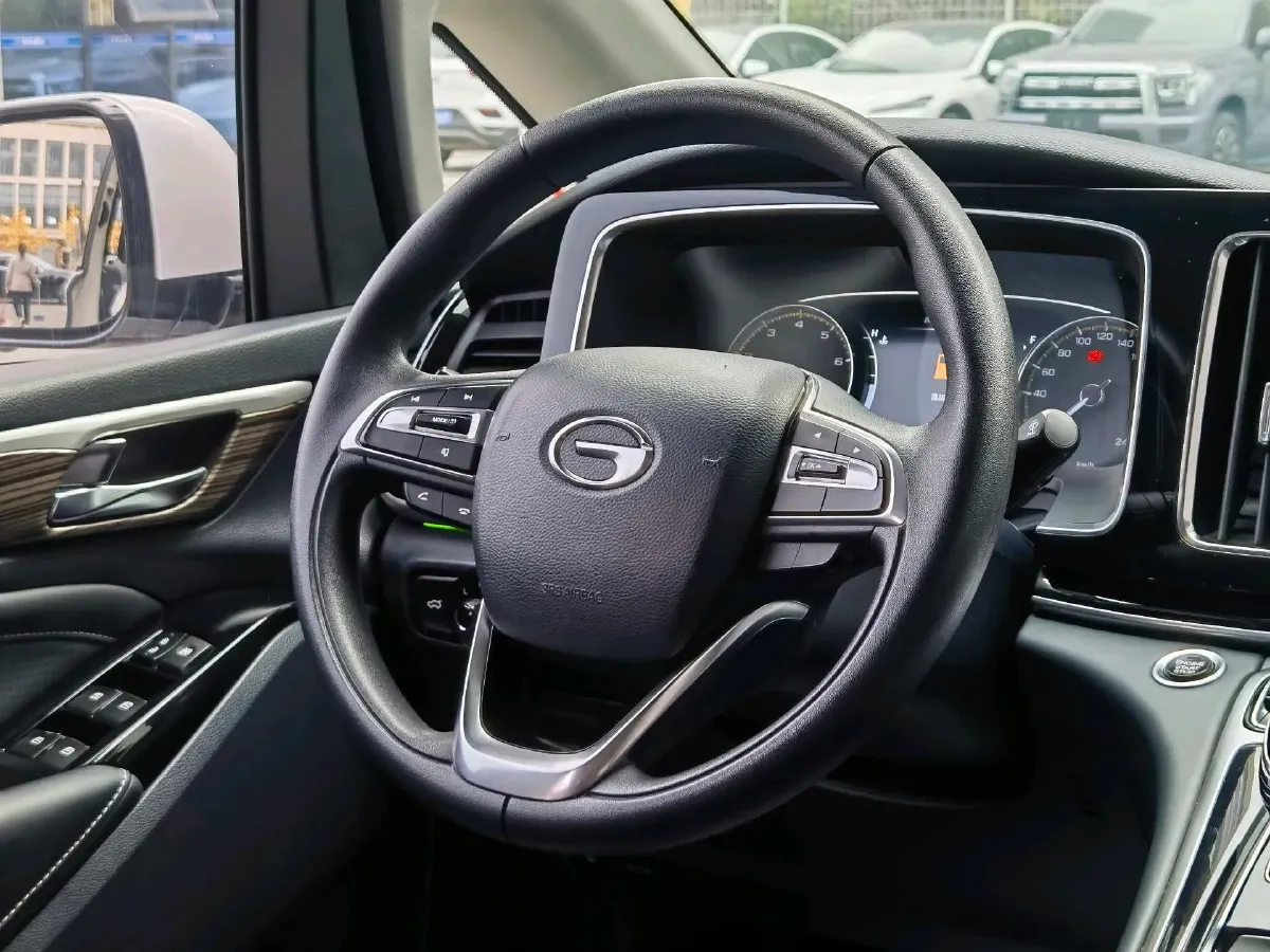 2021 GAC Trumpchi M8 2.0T 252HP L4 8AT,autocango,china used car exporter,china ev exporter,chinese used car exporter,chinese used ev exporter