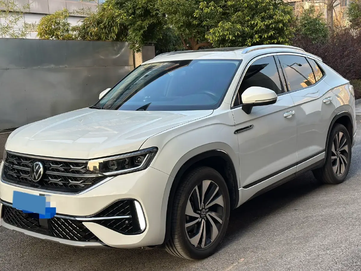 2023 Volkswagen Tayron X 2.0T 186HP L4 7DCT