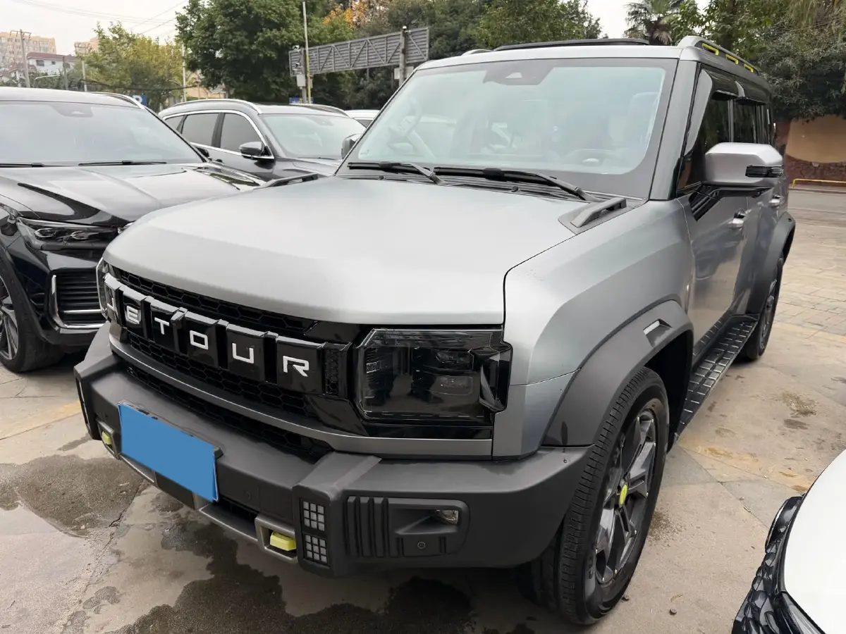 2023 Jetour Traveller 2.0T 254HP L4 7DCT