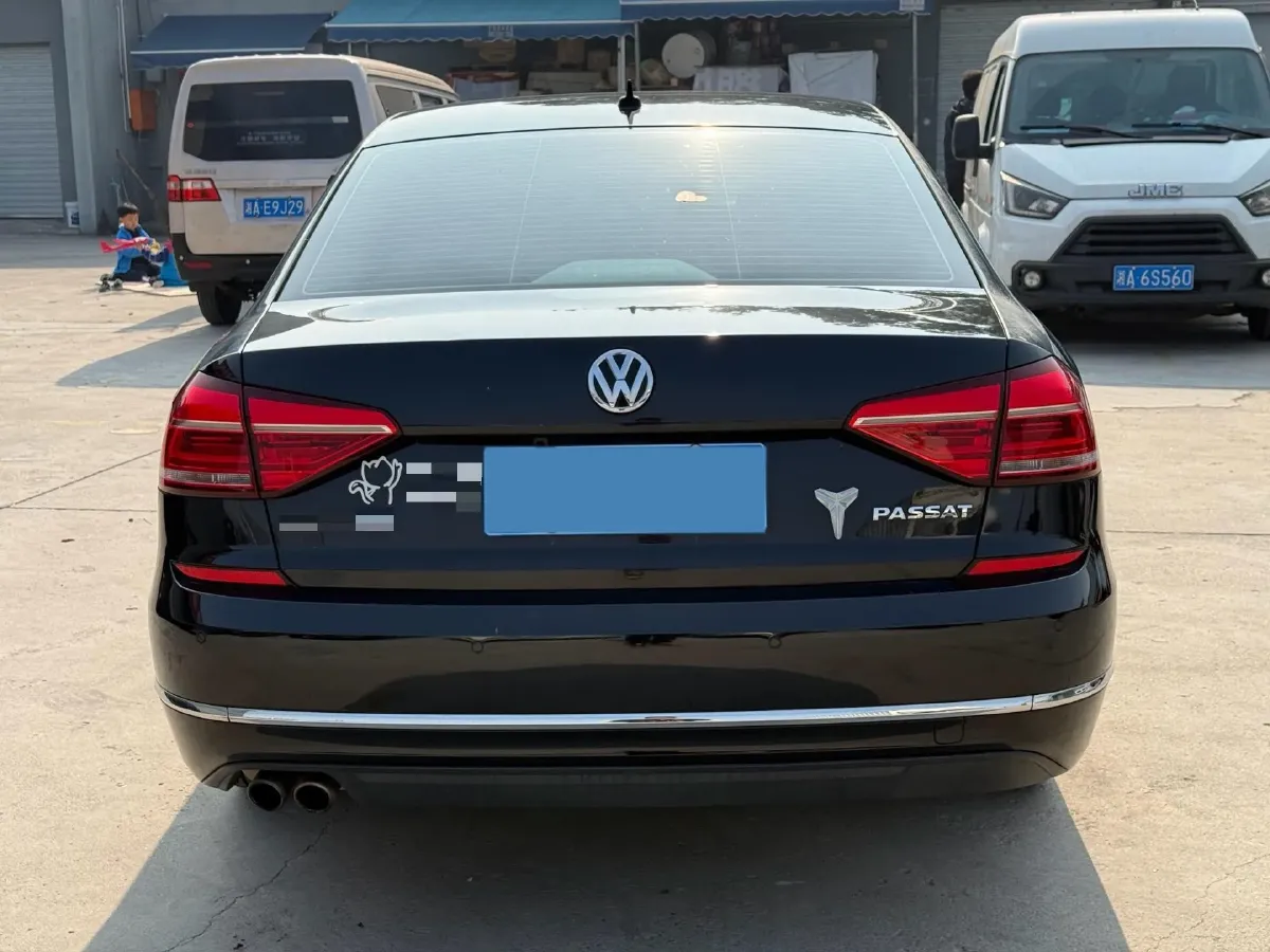 2015 Volkswagen Passat 1.8T 160HP L4 6AT,autocango,china used car exporter,china ev exporter,chinese used car exporter,chinese used ev exporter