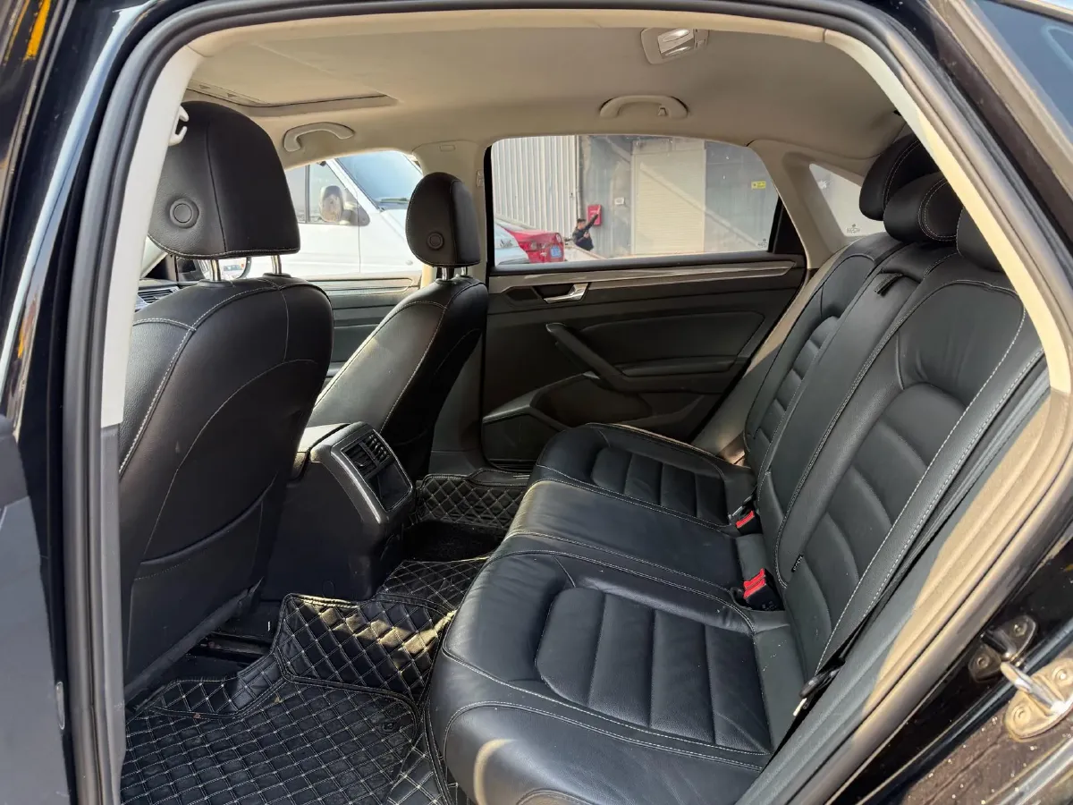 2015 Volkswagen Passat 1.8T 160HP L4 6AT,autocango,china used car exporter,china ev exporter,chinese used car exporter,chinese used ev exporter