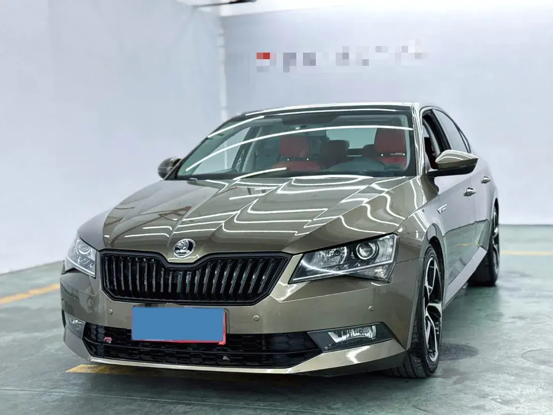 2018 Skoda Superb 1.4T 150HP L4 7DCT