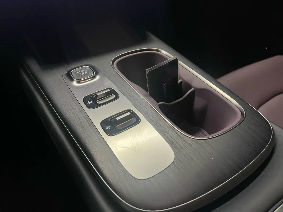 2024 MI SU7 BEV 73.6KWH,autocango,china used car exporter,china ev exporter,chinese used car exporter,chinese used ev exporter