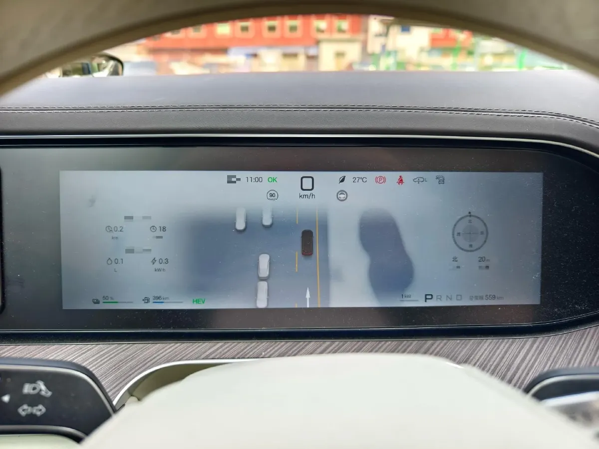 2025 Denza DenzaN9 2.0T 207HP L4 E-CVT PHEV,autocango,china used car exporter,china ev exporter,chinese used car exporter,chinese used ev exporter