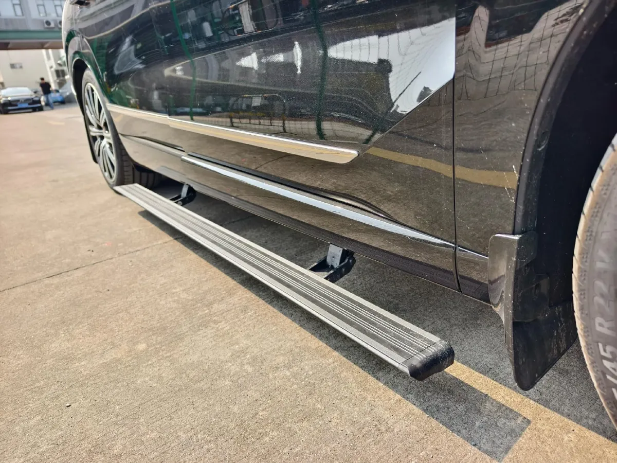 2025 Denza DenzaN9 2.0T 207HP L4 E-CVT PHEV,autocango,china used car exporter,china ev exporter,chinese used car exporter,chinese used ev exporter