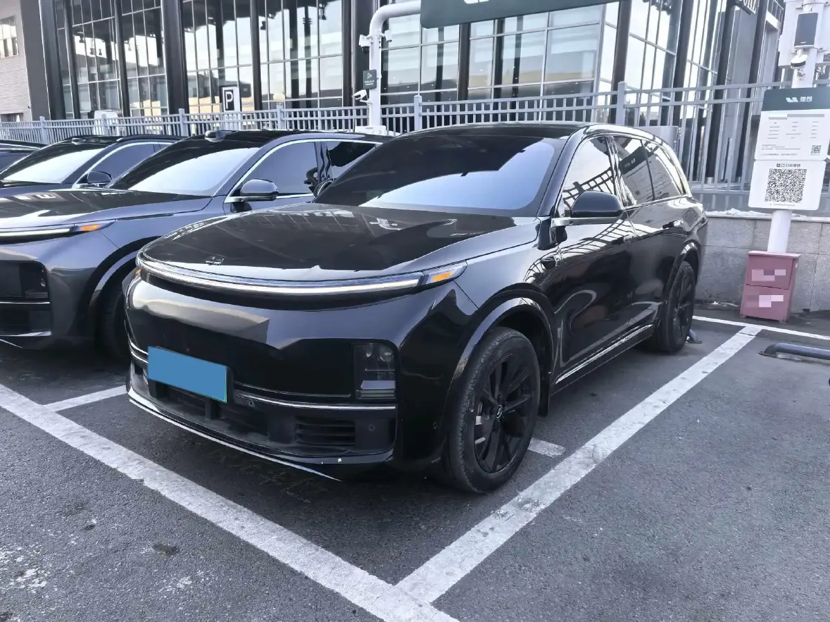 2023 Li L8 Range Extended 154HP REEV 40.9KWH