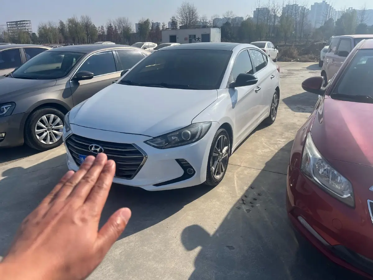 2016 Hyundai Elantra 1.6L 130HP L4 6AT