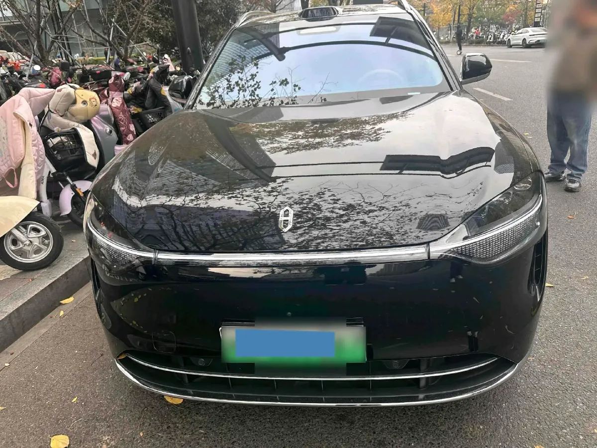 2024 AITO AITO M9 1.5T 152HP L4 REEV 42KWH,autocango,china used car exporter,china ev exporter,chinese used car exporter,chinese used ev exporter