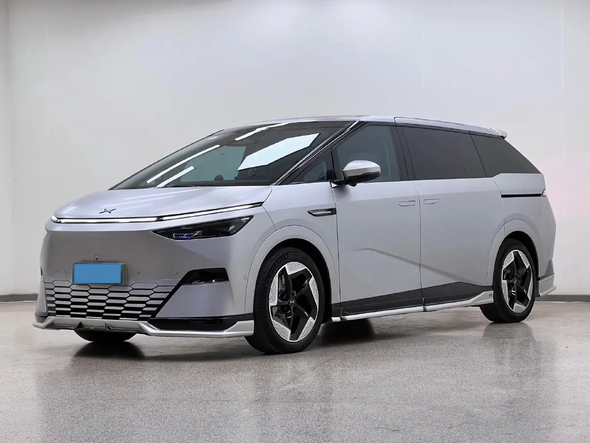 2024 Xpeng X9 BEV 101.5KWH