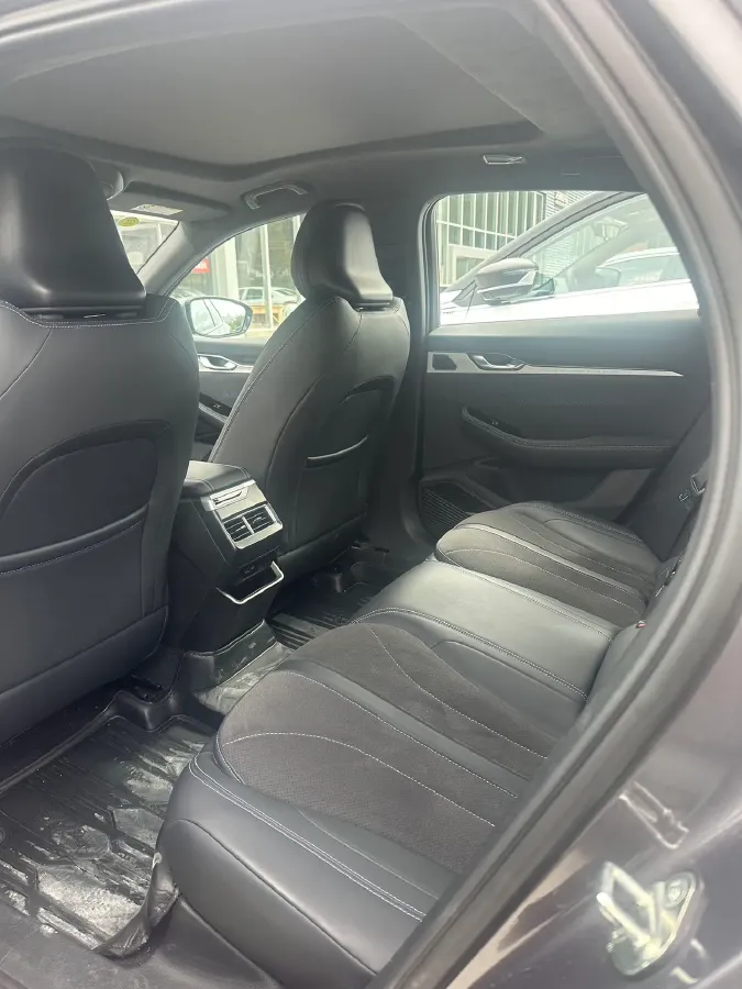 2025 Geely Preface 2.0T 238HP L4 8AT,autocango,china used car exporter,china ev exporter,chinese used car exporter,chinese used ev exporter