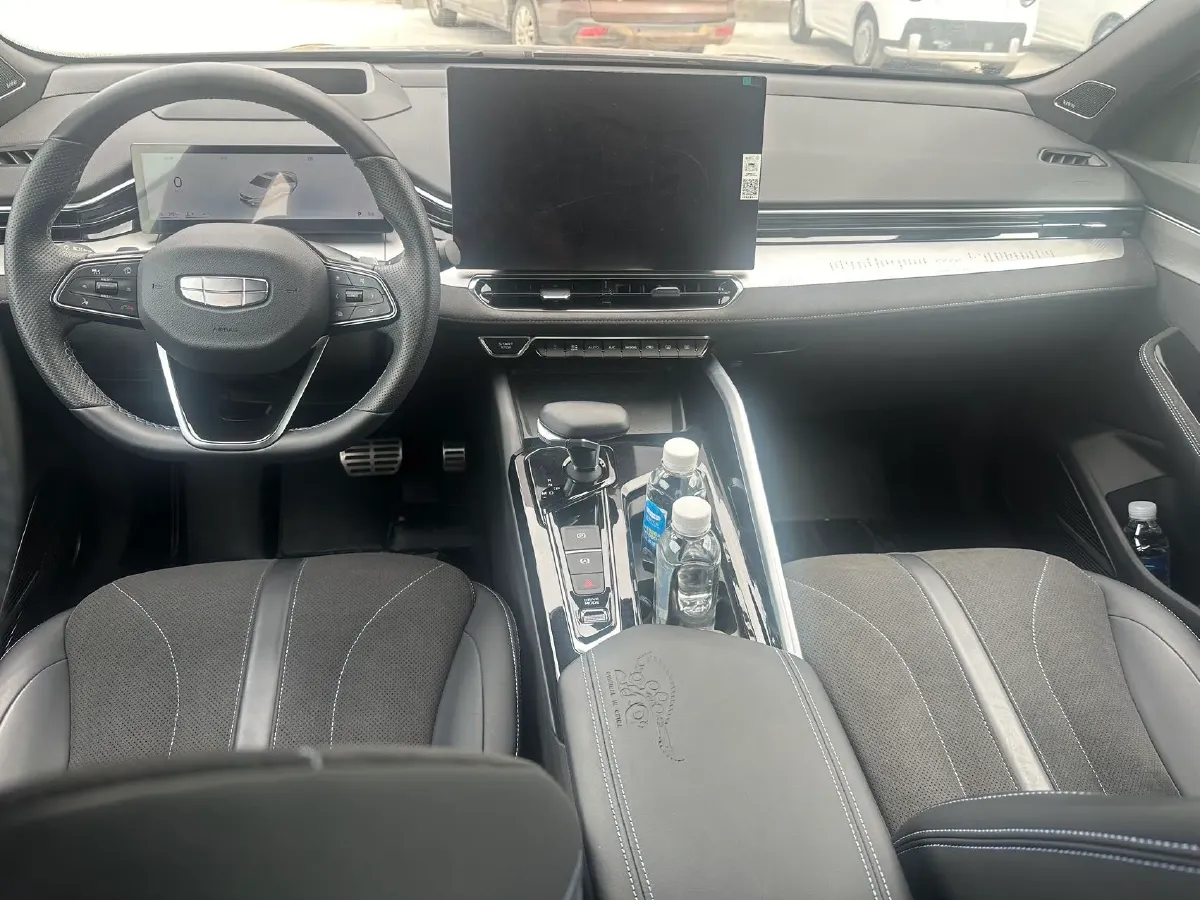 2025 Geely Preface 2.0T 238HP L4 8AT,autocango,china used car exporter,china ev exporter,chinese used car exporter,chinese used ev exporter