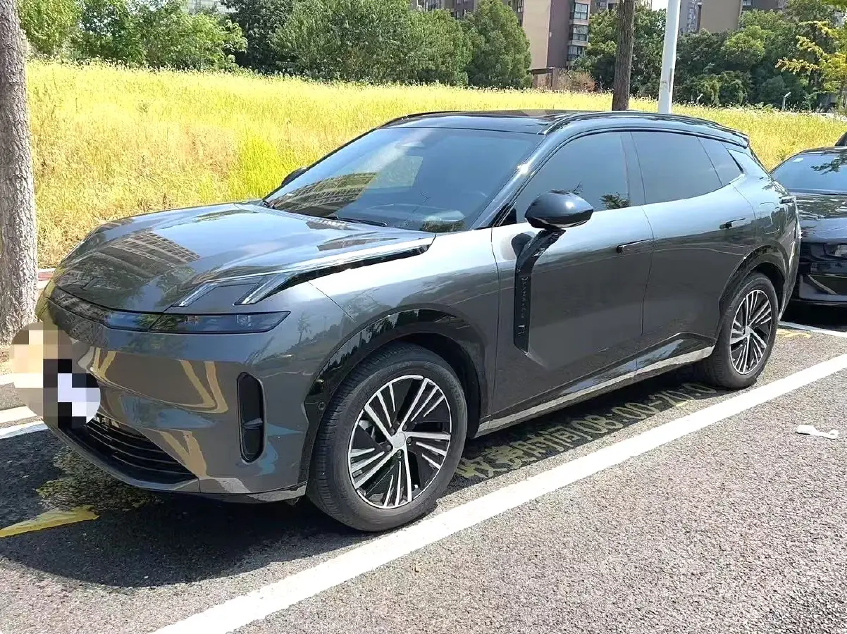2023 LYNK&CO 08 EM-P 1.5T 163HP L4 3DHT PHEV 21.2KWH