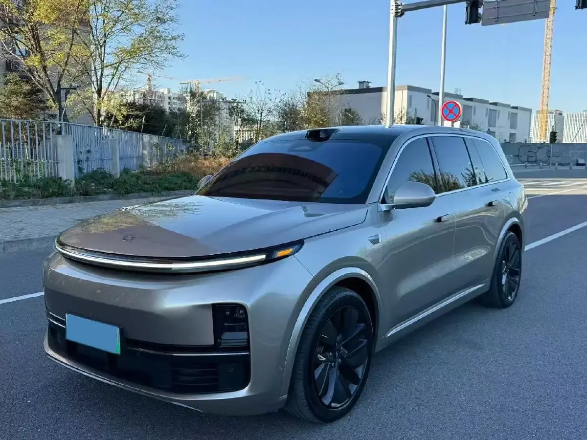 2022 Li L9 Range Extended 154HP REEV 42.6KWH