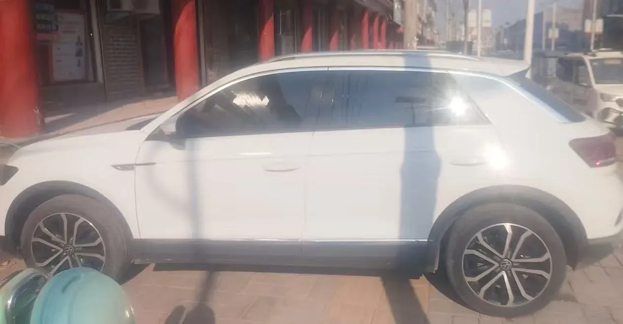 2021 Volkswagen T-Roc 1.4T 150HP L4 7DCT,autocango,china used car exporter,china ev exporter,chinese used car exporter,chinese used ev exporter