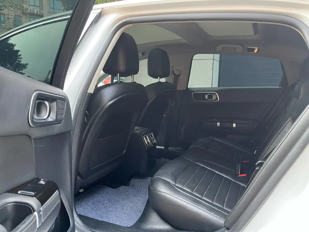 2019 Citroen C6 1.8T 211HP L4 8AT,autocango,china used car exporter,china ev exporter,chinese used car exporter,chinese used ev exporter