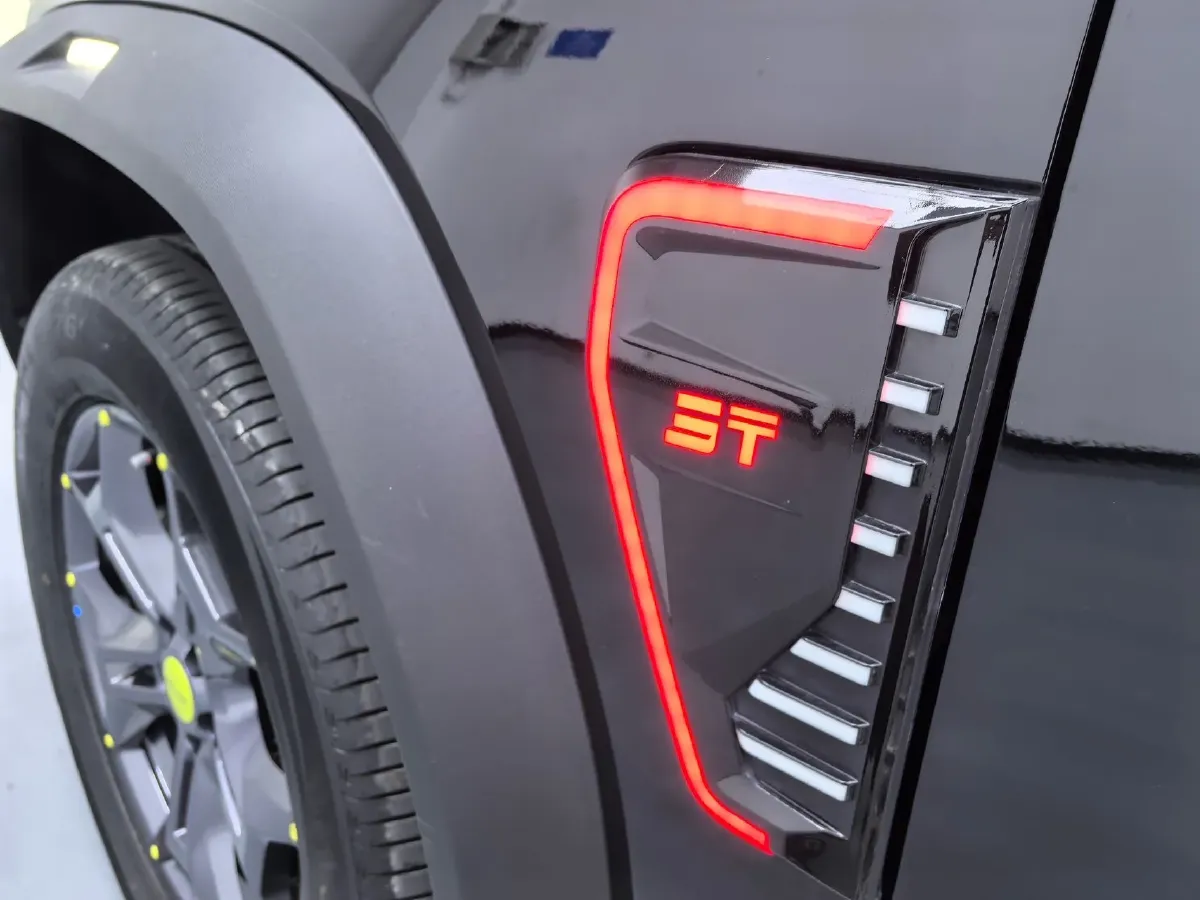 2024 Jetour Traveller 2.0T 254HP L4 7DCT,autocango,china used car exporter,china ev exporter,chinese used car exporter,chinese used ev exporter