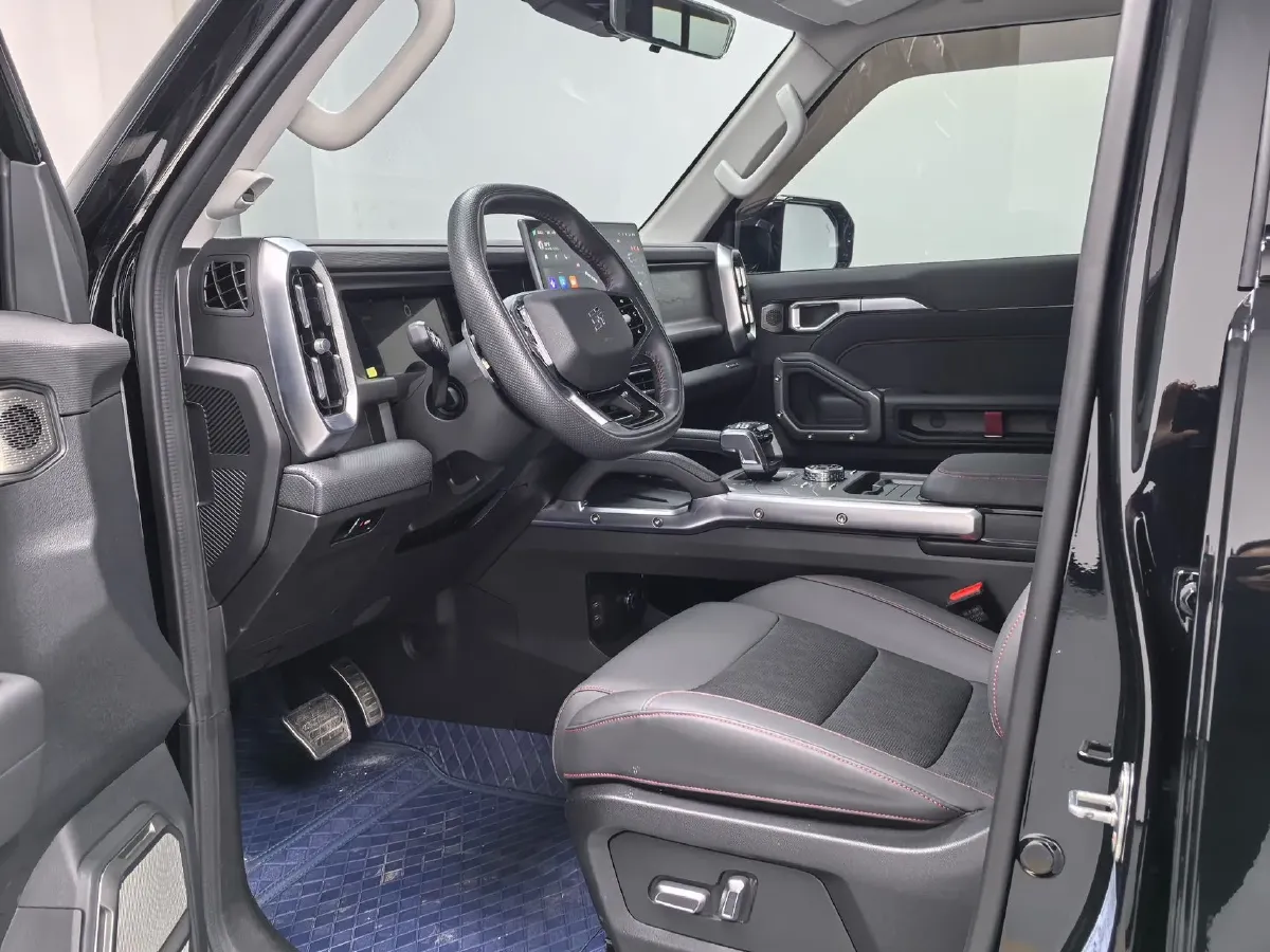 2024 Jetour Traveller 2.0T 254HP L4 7DCT,autocango,china used car exporter,china ev exporter,chinese used car exporter,chinese used ev exporter