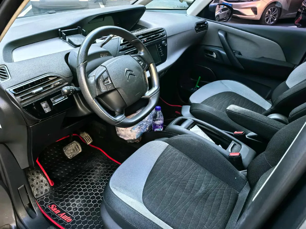 2015 Citroen C4 Picasso 1.6T 165HP L4 6AT,autocango,china used car exporter,china ev exporter,chinese used car exporter,chinese used ev exporter