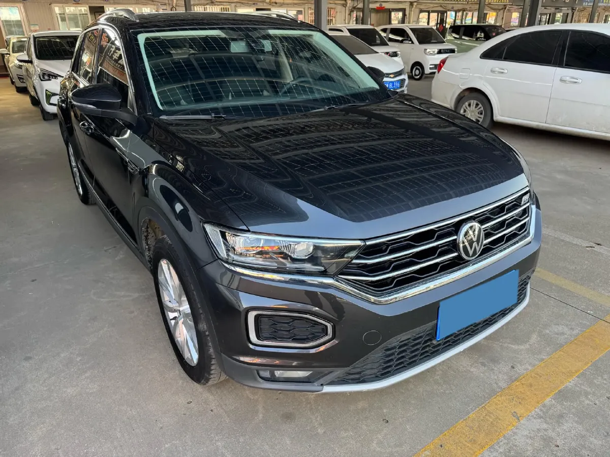 2020 Volkswagen T-Roc 1.4T 150HP L4 7DCT,autocango,china used car exporter,china ev exporter,chinese used car exporter,chinese used ev exporter