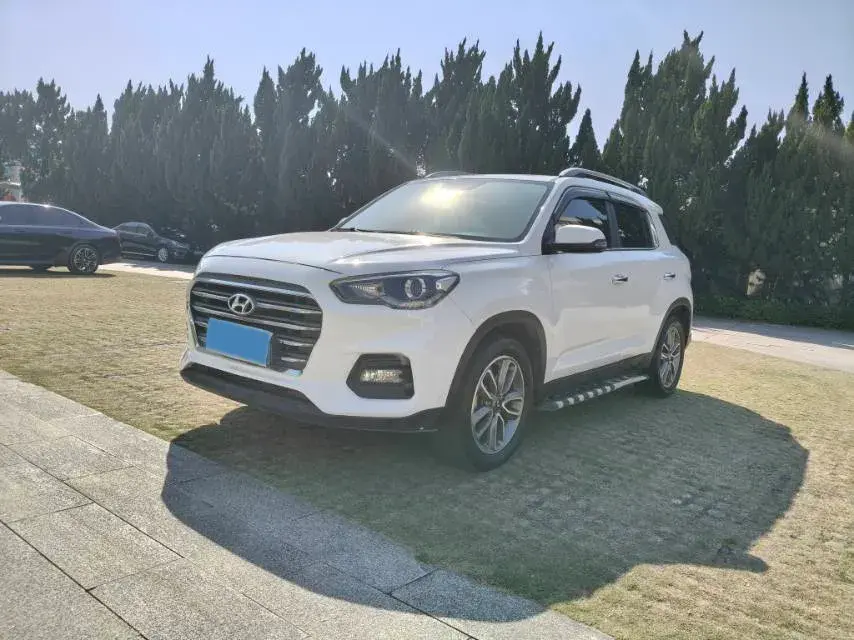 2019 Hyundai ix35 2.0L 160HP L4 6AT 2019 Hyundai ix35 2.0L 160HP L4 6AT