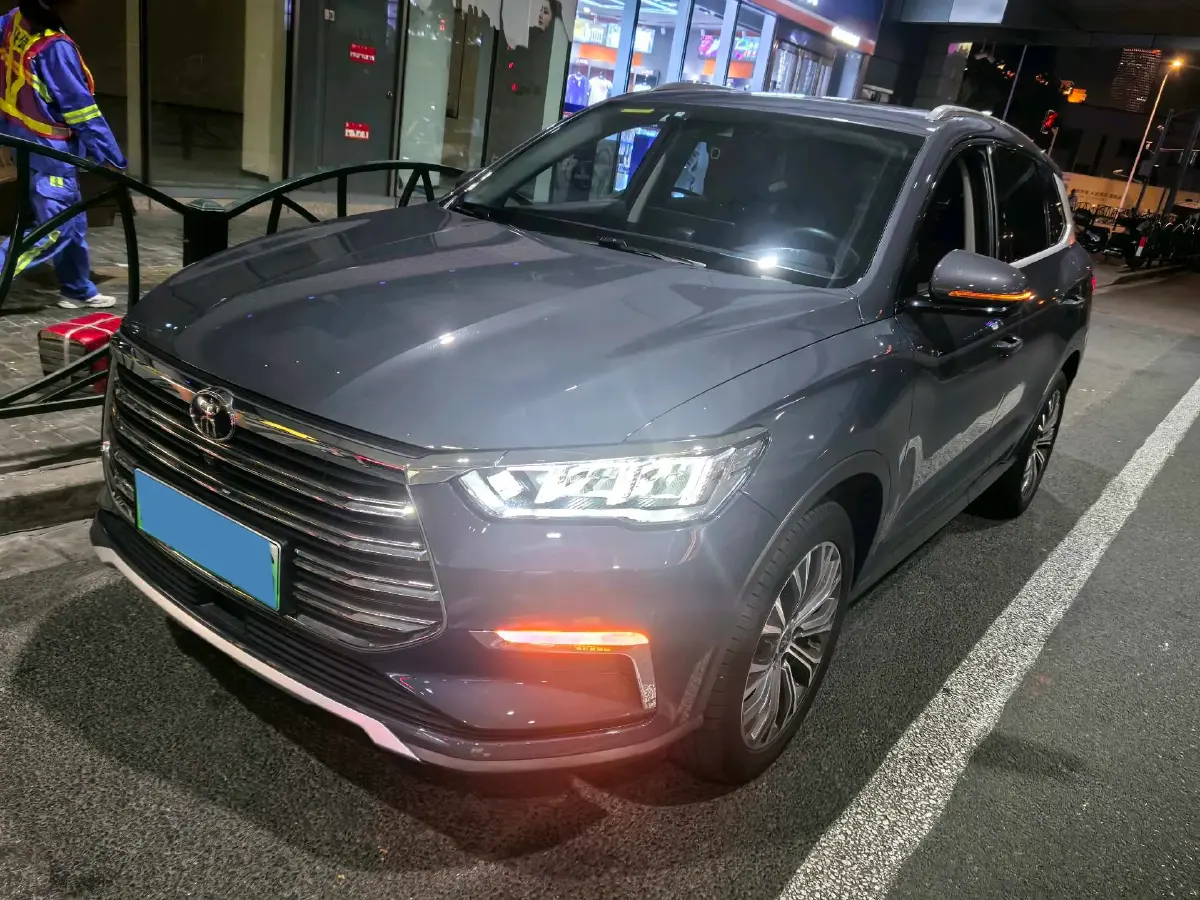 2019 BYD Song Pro 1.5T 160HP L4 6DCT PHEV 15.7KWH