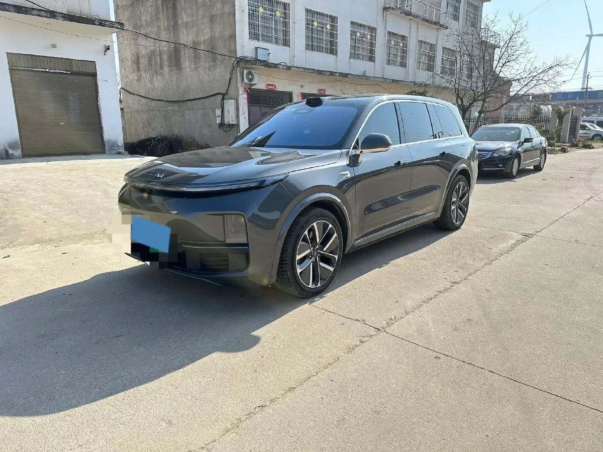 2024 Toyota Land Cruiser Prado 2.4T 282HP L4 8AT Hybrid